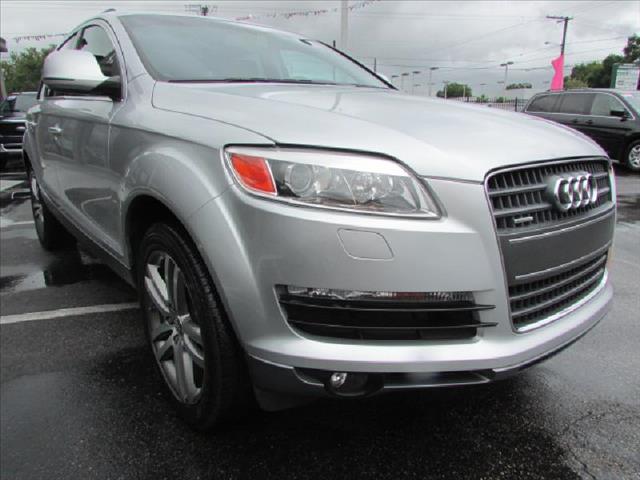 2007 Audi Q7 Crew Cab 126.0 Inch WB 4WD 1SC SLE Z85 4x4 Truck