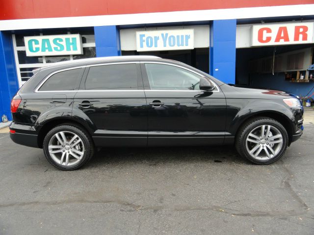 2007 Audi Q7 5dr XLE FWD (GS)