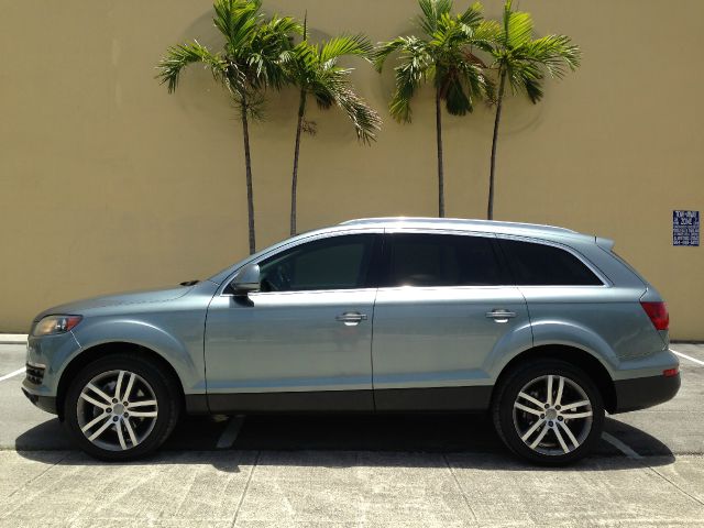 2008 Audi Q7 Shalom