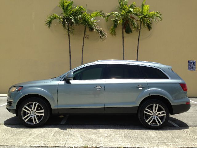 2008 Audi Q7 Shalom