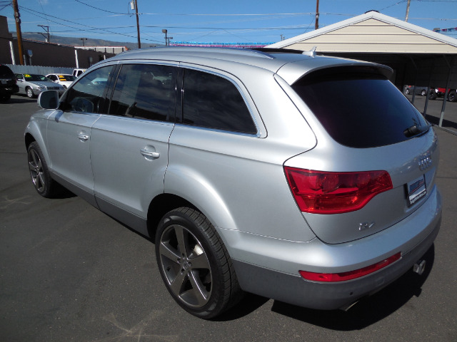 2008 Audi Q7 4dr Sdn GS Plus