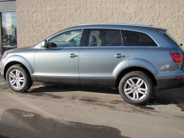 2008 Audi Q7 GX 470 Sport Utility 4D W/navigation