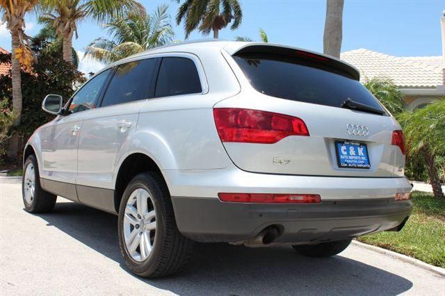 2008 Audi Q7 SLT ~ 3rd Row Leather DVD