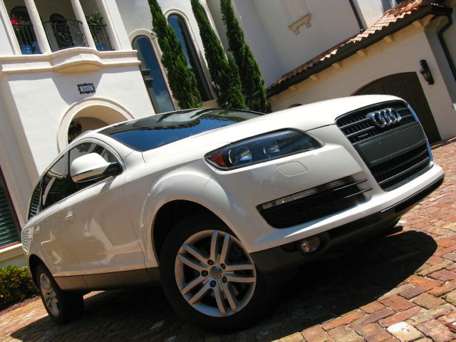 2009 Audi Q7 RT/1