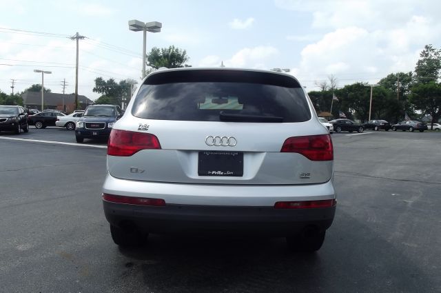 2009 Audi Q7 RT/1