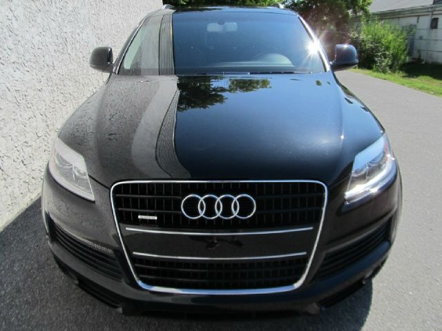 2009 Audi Q7 4dr Sdn GS Plus