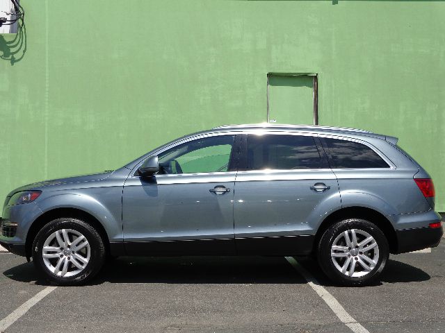 2009 Audi Q7 RT/1