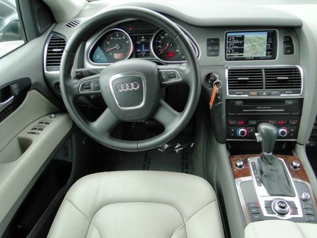 2011 Audi Q7 4dr Sdn Man Late Avail