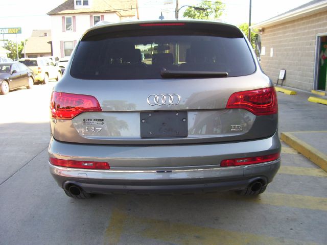 2011 Audi Q7 W/T SNO Fighter Package