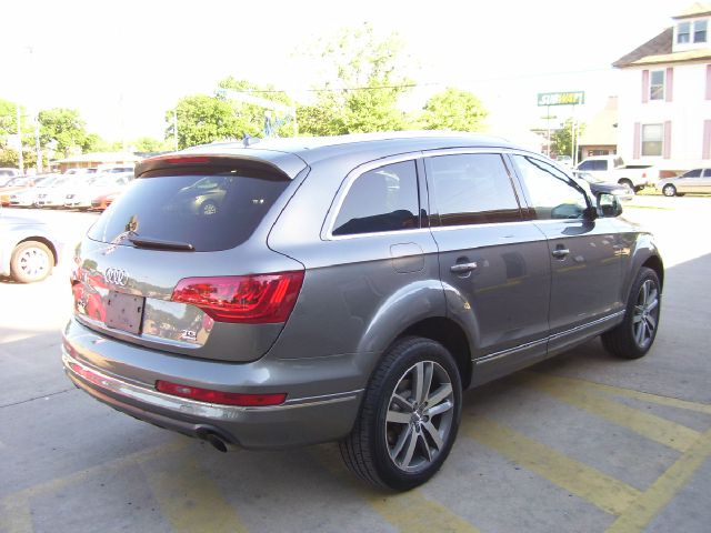 2011 Audi Q7 W/T SNO Fighter Package