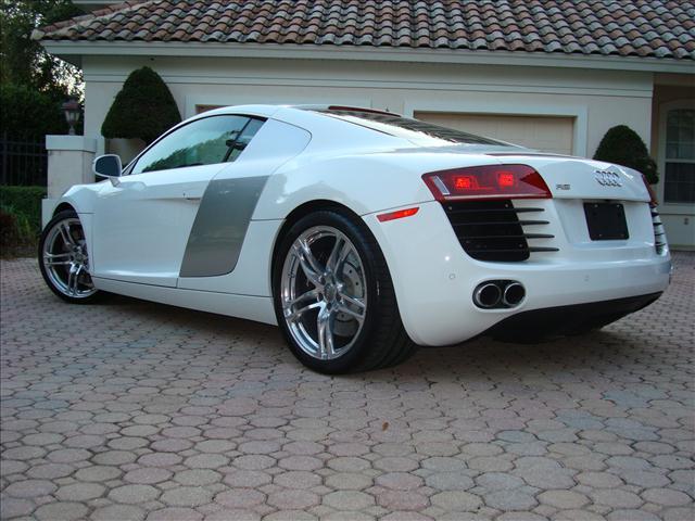 2009 Audi R8 Unknown