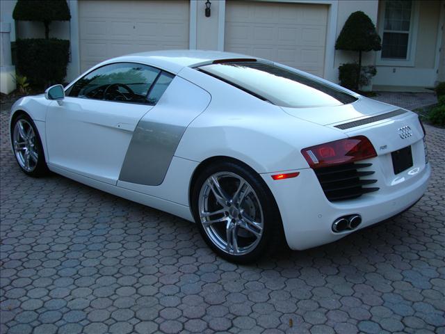 2009 Audi R8 Unknown