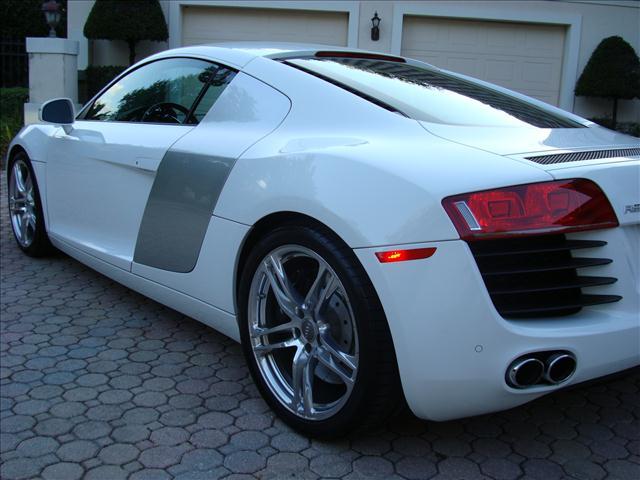 2009 Audi R8 Unknown