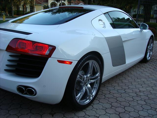 2009 Audi R8 Unknown