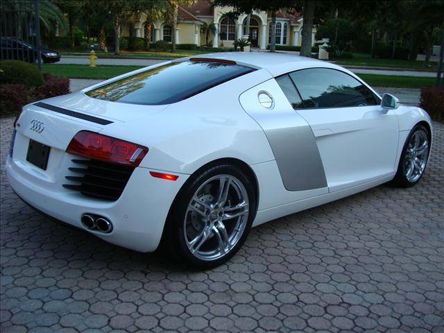 2009 Audi R8 Unknown