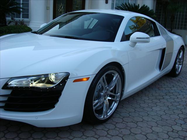 2009 Audi R8 Unknown