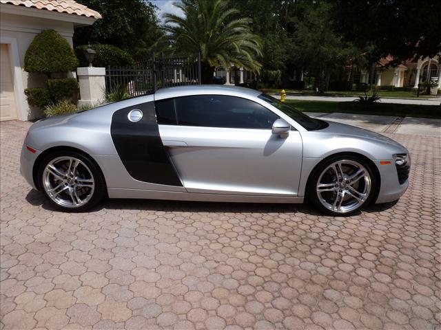 2009 Audi R8 RT/ Hemi/custom