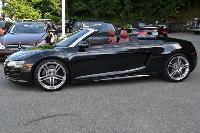 2011 Audi R8 Black/grey