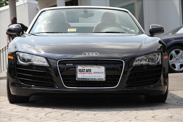 2011 Audi R8 XLT 4X4 3RD ROW SEAT