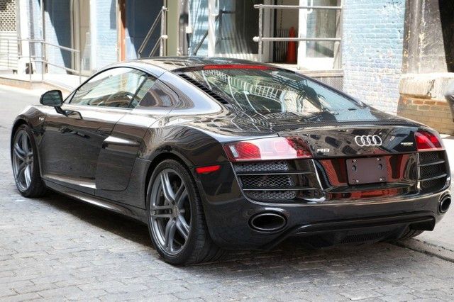 2012 Audi R8 Luxury Sport Pkg