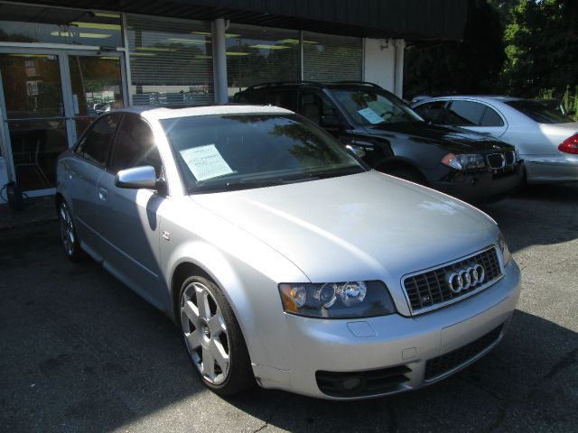 2005 Audi S4 Utilitie