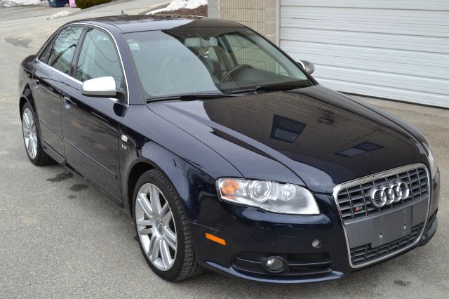 2007 Audi S4 Utilitie