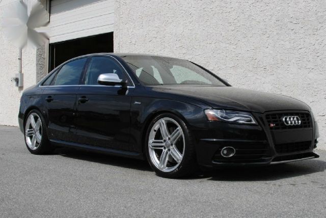 2010 Audi S4 Silverado Shortbed