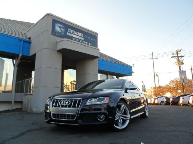 2010 Audi S5 Laramie SLT 1500 Lifted 4x4 One Owner