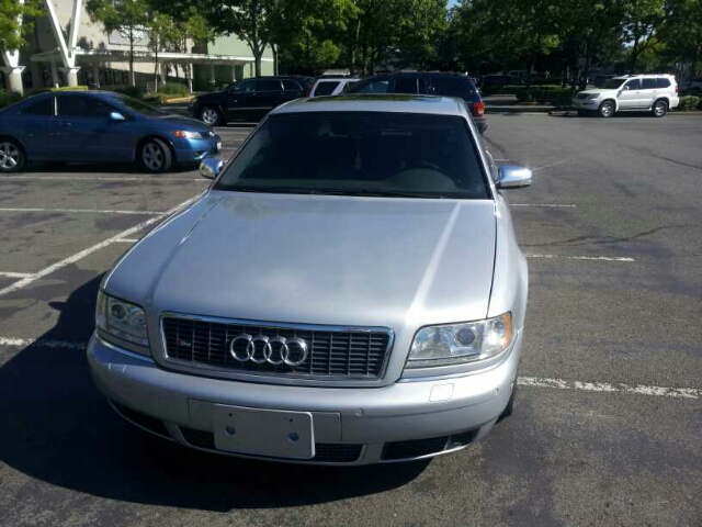 2001 Audi S8 Base