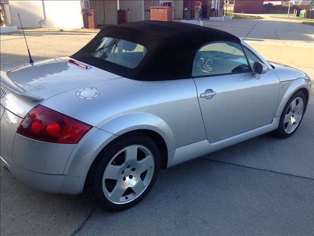 2001 Audi TT LE ES