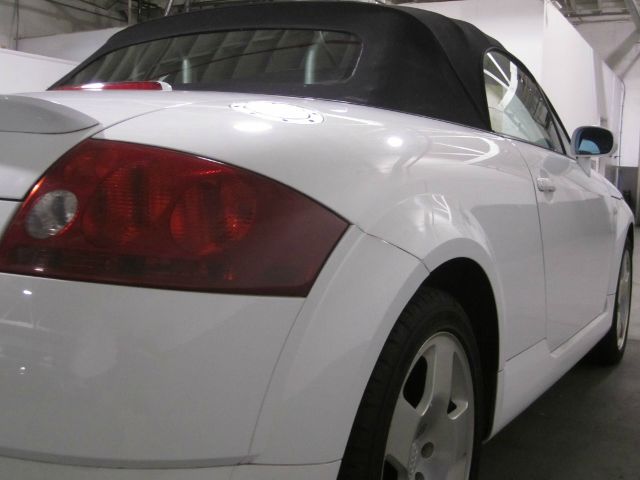 2002 Audi TT LE ES