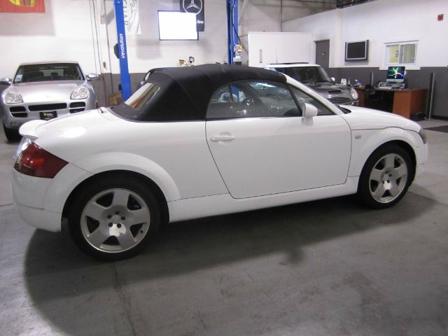 2002 Audi TT LE ES