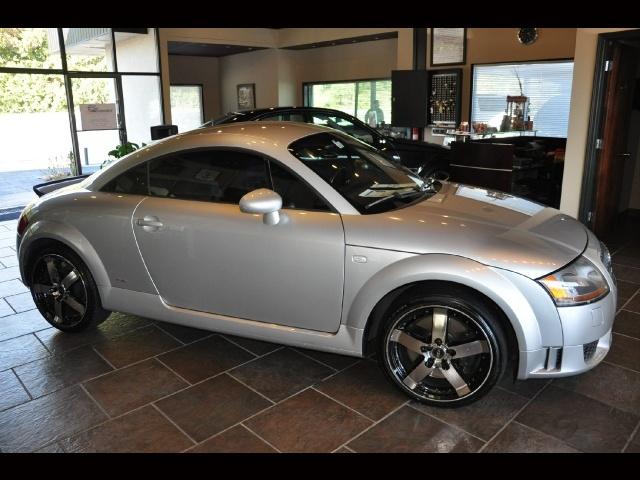 2004 Audi TT Loaded + 6 Spd