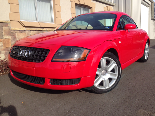 2004 Audi TT 4WD SLT 5.7L