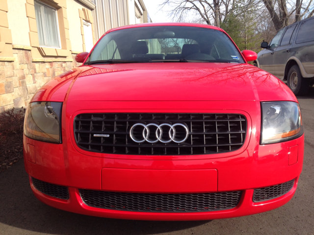 2004 Audi TT 4WD SLT 5.7L