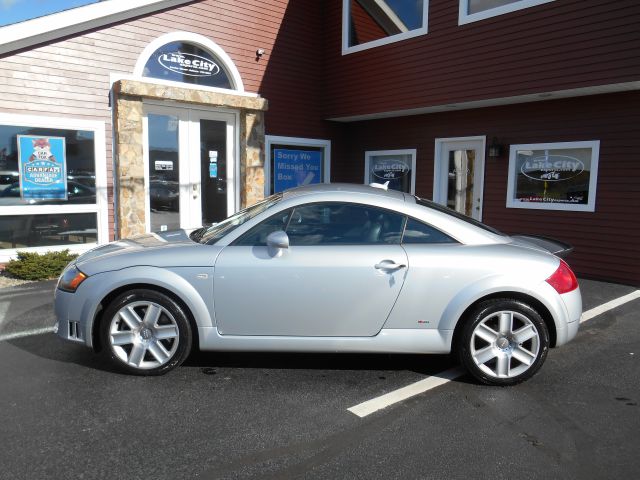 2005 Audi TT ONE Ownerleathersunroofheated Seats Sed