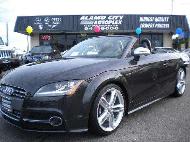 2013 Audi TTS GL I4 Manual