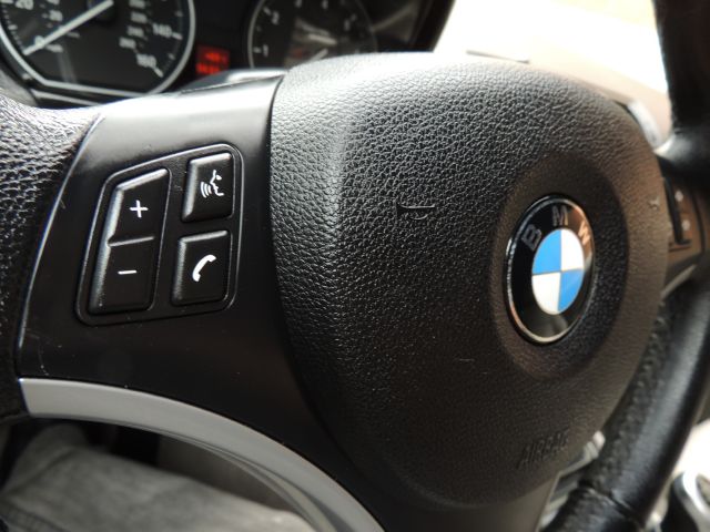 2008 BMW 1 series 2.5L SE