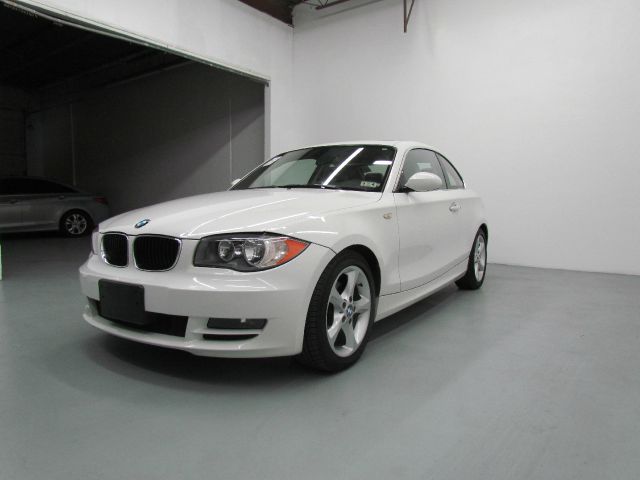 2009 BMW 1 series 2.5L SE