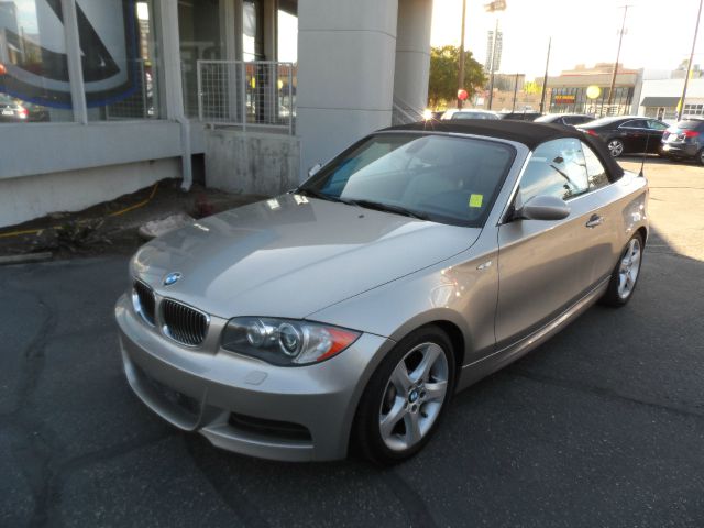 2009 BMW 1 series 2.5L SE