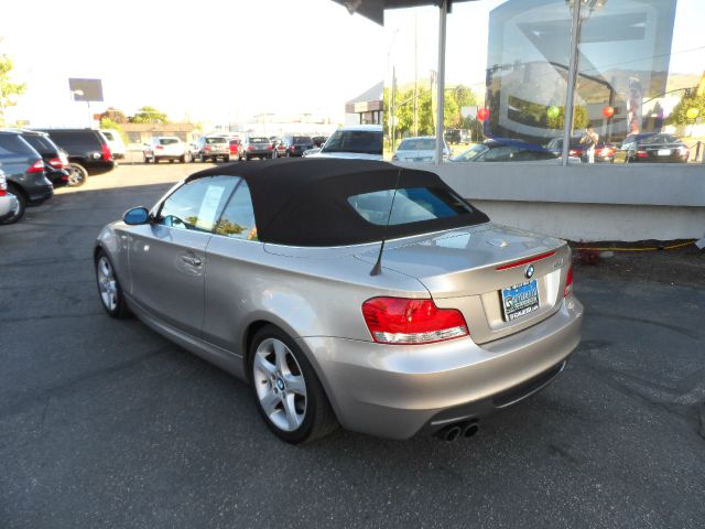 2009 BMW 1 series 2.5L SE