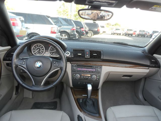 2009 BMW 1 series 2.5L SE