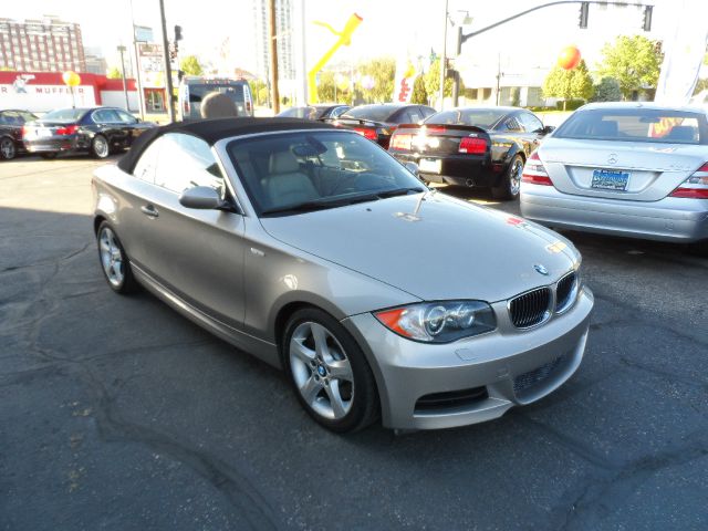 2009 BMW 1 series 2.5L SE