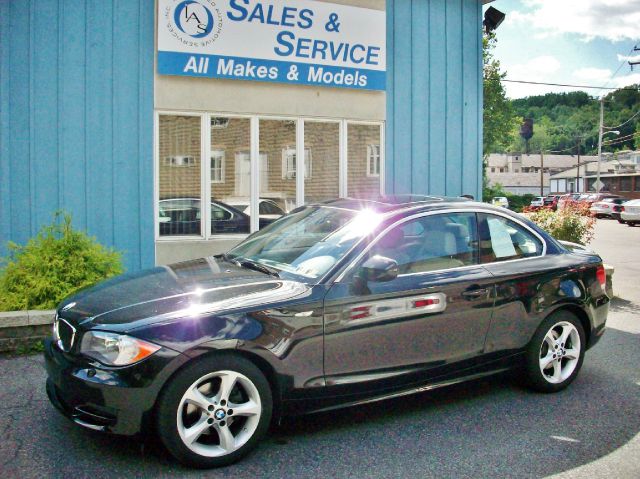 2010 BMW 1 series 2.5L SE