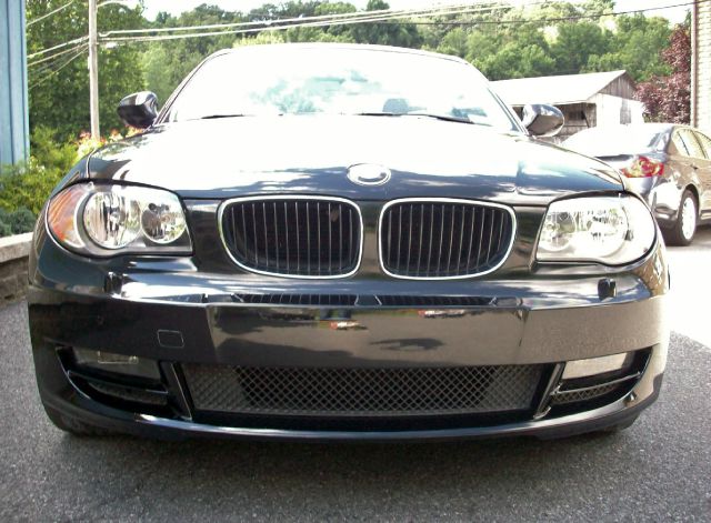 2010 BMW 1 series 2.5L SE