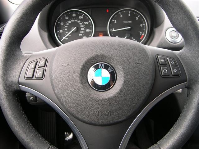 2011 BMW 1 series Leather ROOF