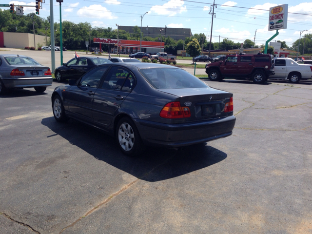 2002 BMW 3-Series STX XL XLT FX2 Lariat