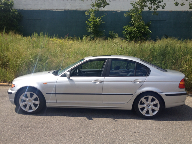 2002 BMW 3-Series STX XL XLT FX2 Lariat