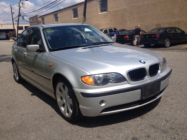 2002 BMW 3-Series STX XL XLT FX2 Lariat