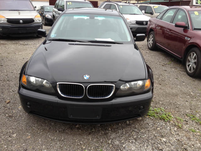 2003 BMW 3-Series 2WD 4dr Heat